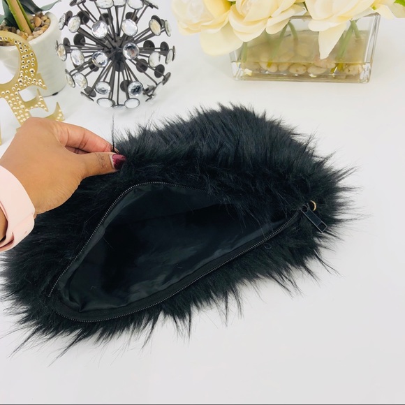 Fur Clutch Bag - Picture 7 of 7